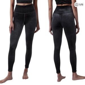 Athleta Elation Velvet Tight Leggings Black Size XL
